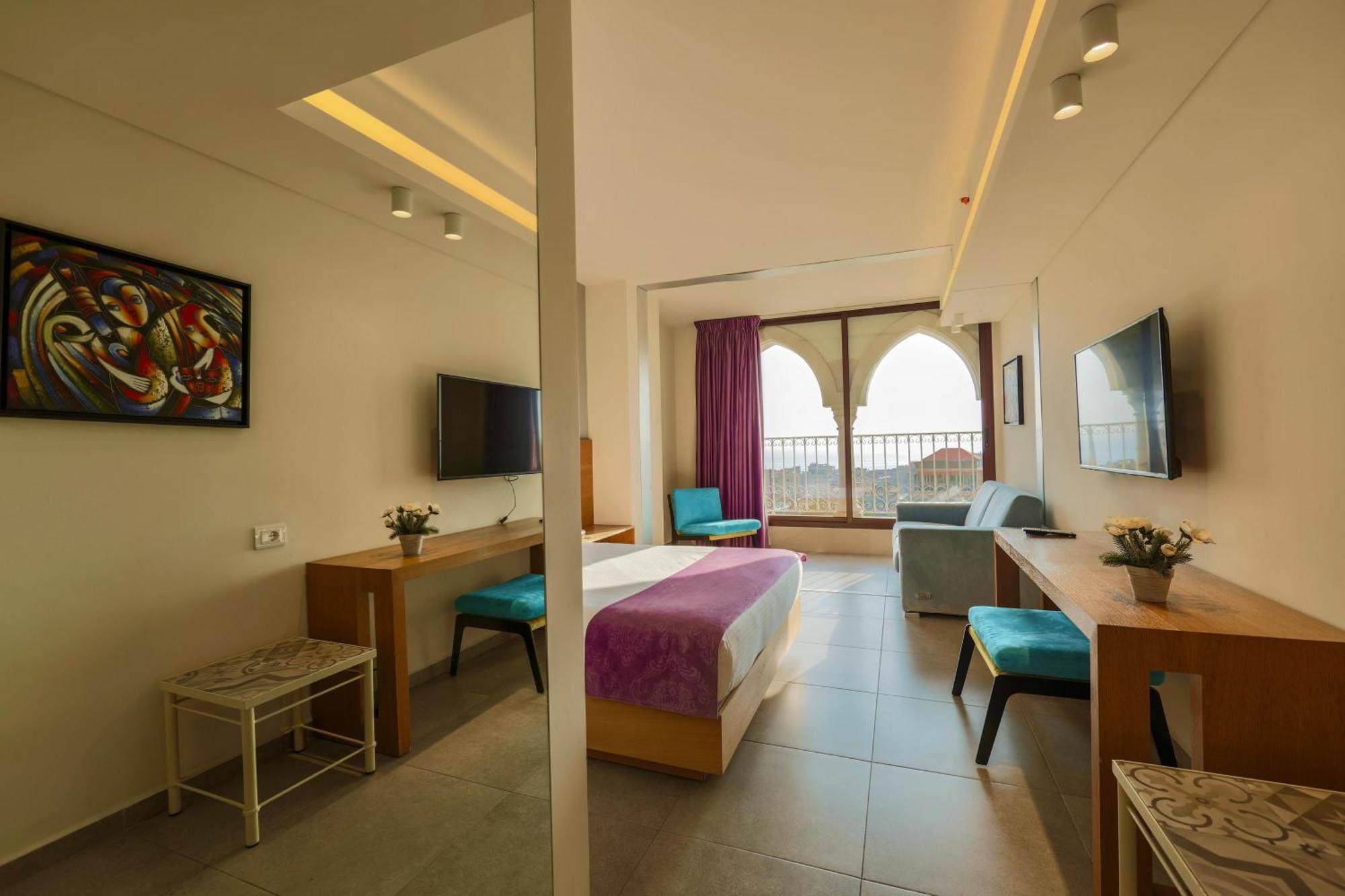 Majestic Byblos Grand Hotel מראה חיצוני תמונה