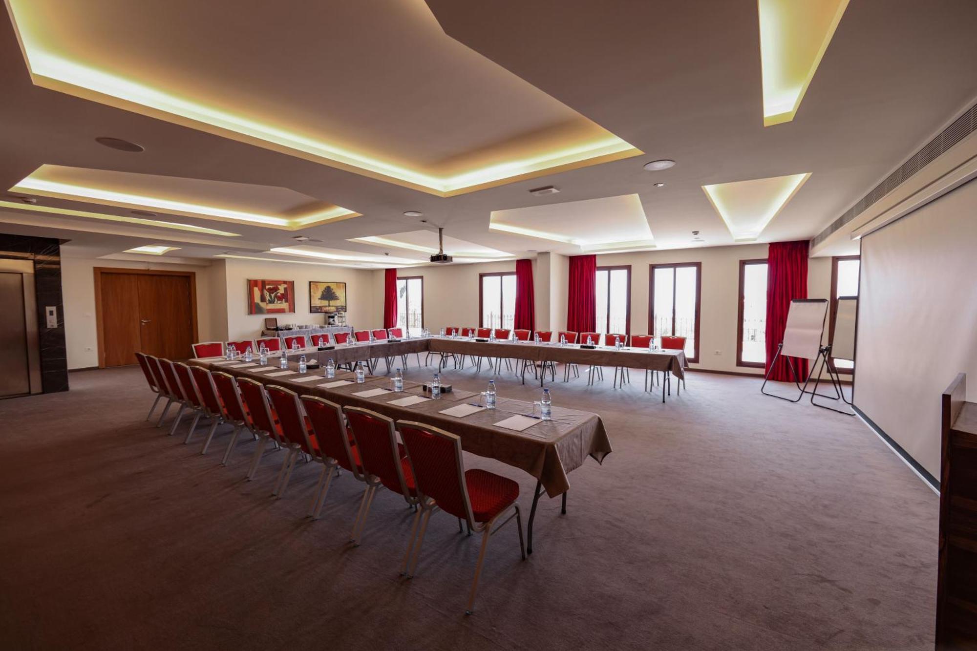 Majestic Byblos Grand Hotel מראה חיצוני תמונה