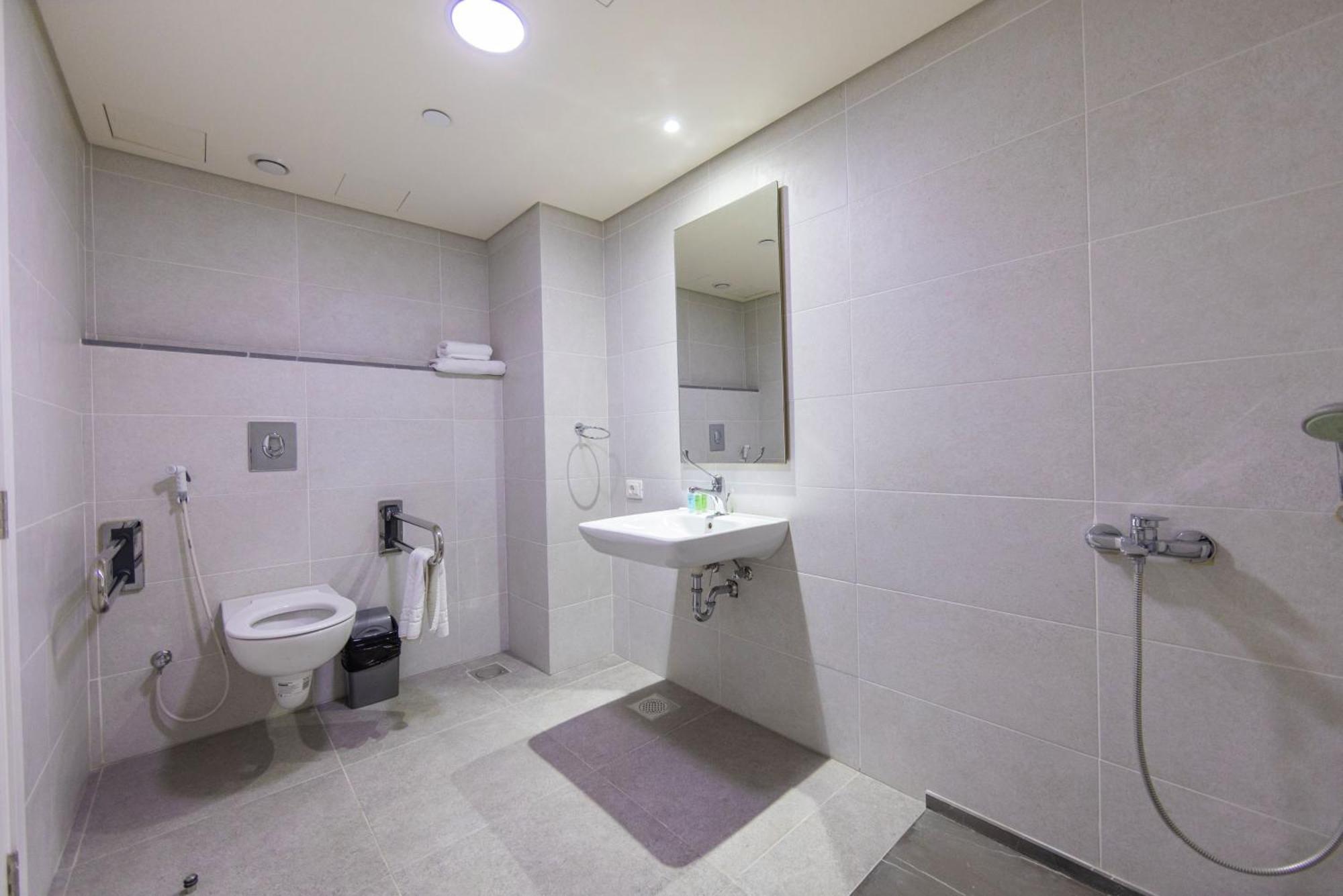 Majestic Byblos Grand Hotel מראה חיצוני תמונה